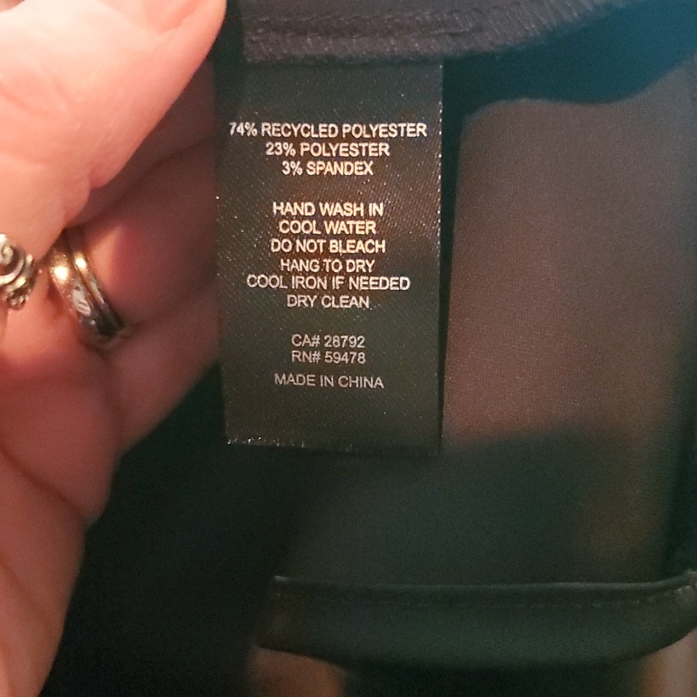 House Of Harlow Elegant Black Satin Cowl Neck Cami. Size Small. - Picture 6 of 6